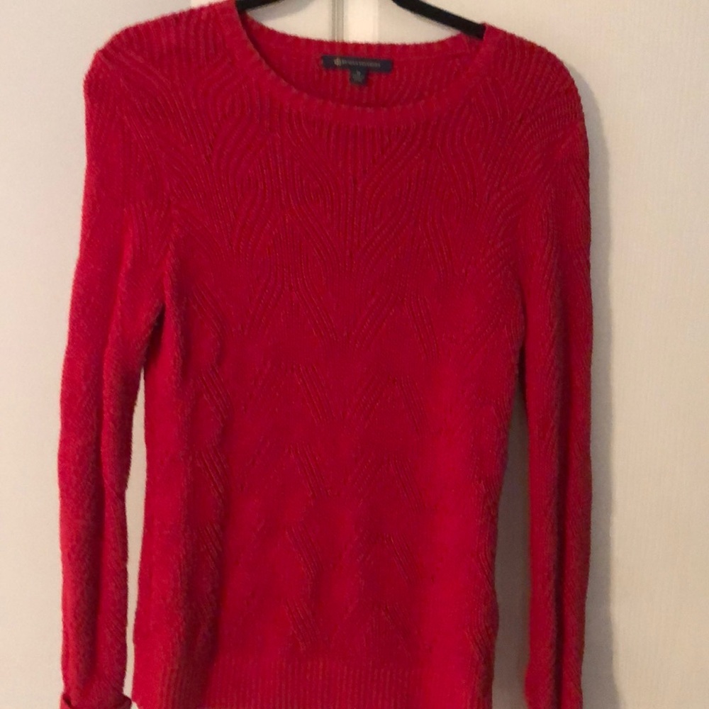 Red classic sweater